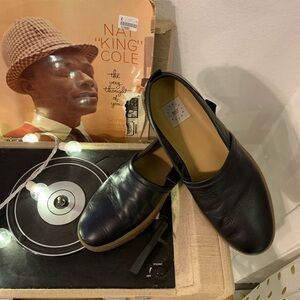 Black Leather Women’s Shoes